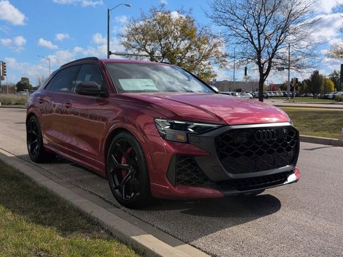 New 2025 Audi RS Q8 performance image 29