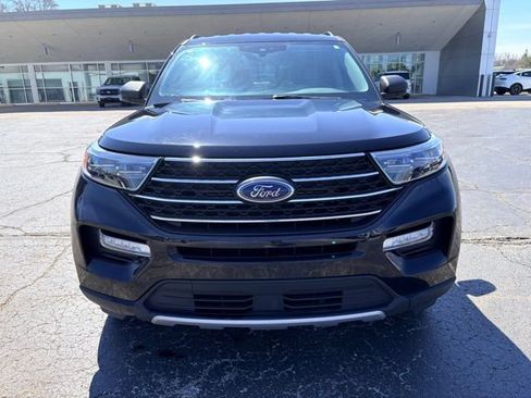 Used 2023 Ford Explorer XLT w/ Equipment Group 202A image 10