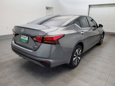 Used 2022 Nissan Altima 2.5 SV AWD/4WD image 9