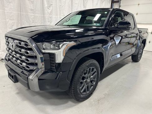 Used 2025 Toyota Tundra Platinum AWD/4WD image 3