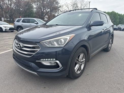 Used 2017 Hyundai Santa Fe Sport image 1
