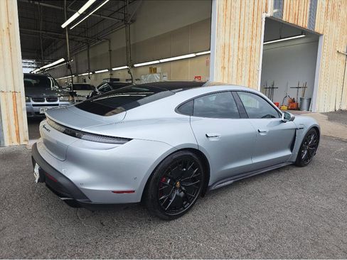 Used 2022 Porsche Taycan GTS AWD/4WD image 5