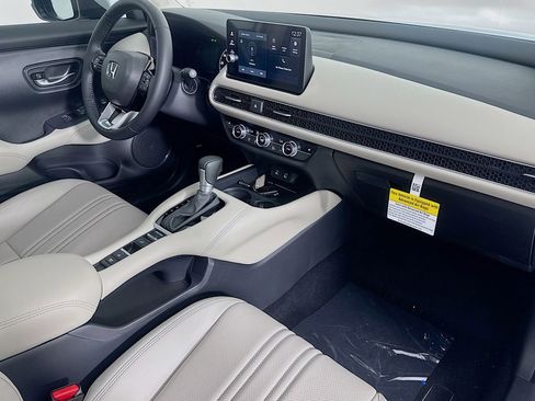 New 2026 Honda HR-V EX-L image 39