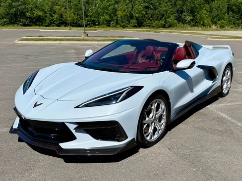 Used 2020 Chevrolet Corvette Stingray Premium Conv w/ 3LT Preferred Equipment Group RWD image 2