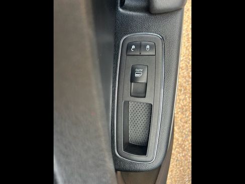 Used 2023 Chrysler 300 Touring image 36