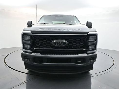 Used 2026 Ford F350 XLT w/ XLT Premium Package AWD/4WD image 2