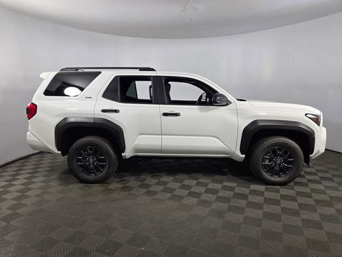 Used 2026 Toyota 4Runner SR5 AWD/4WD image 10