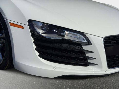 Used 2011 Audi R8 V8 image 13