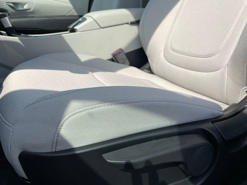 New 2026 Hyundai Tucson SE FWD image 18
