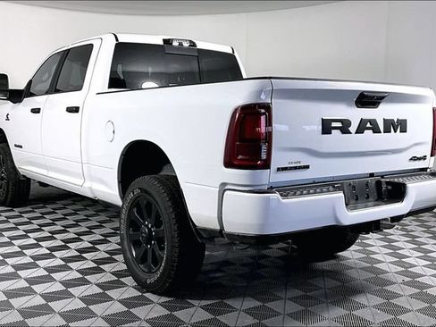 Used 2026 RAM 2500 Big Horn AWD/4WD image 2