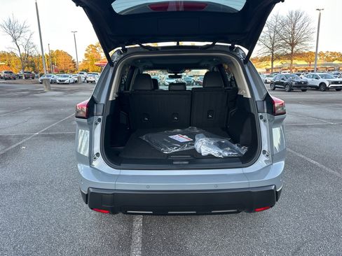 New 2026 Nissan Rogue SV image 18