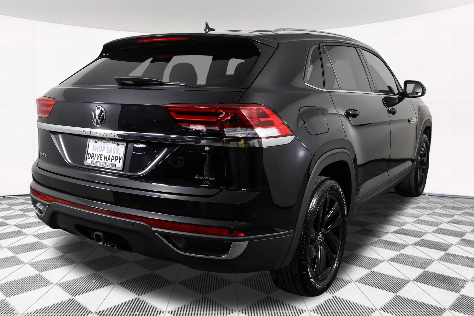Used 2023 Volkswagen Atlas Cross Sport SE w/ Black Wheel Package AWD/4WD image 16