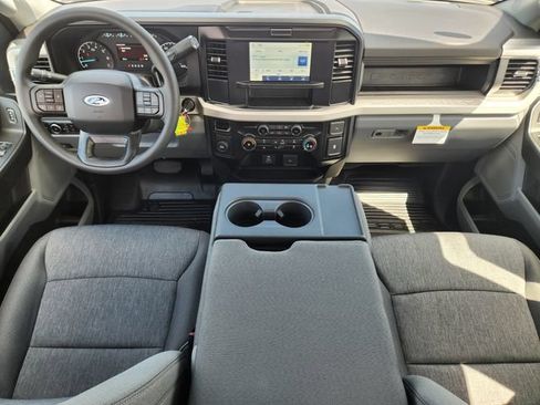 New 2026 Ford F250 XL w/ XL Chrome Package RWD image 26