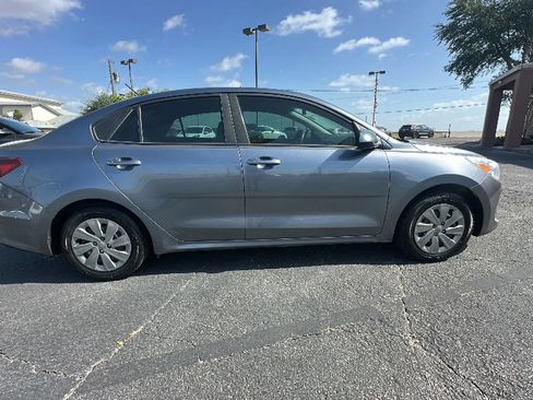 Used 2020 Kia Rio S FWD image 8