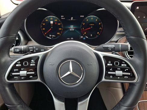 Used 2022 Mercedes-Benz GLC 300 4MATIC image 20