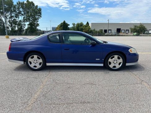 Used 2007 Chevrolet Monte Carlo SS w/ Silver Rally Stripe Package FWD image 2