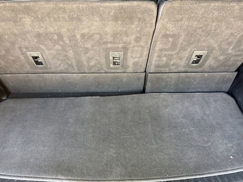 Used 2019 Ford Expedition XLT w/ Equipment Group 202A image 10