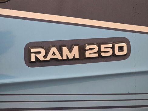 Used 1991 Dodge B2500 image 16