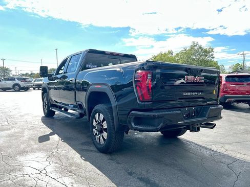 Used 2024 GMC Sierra 2500 Denali w/ Denali Reserve Package AWD/4WD image 6