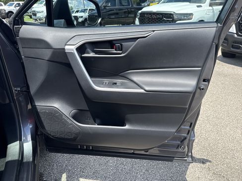 Used 2024 Toyota RAV4 LE AWD/4WD image 14