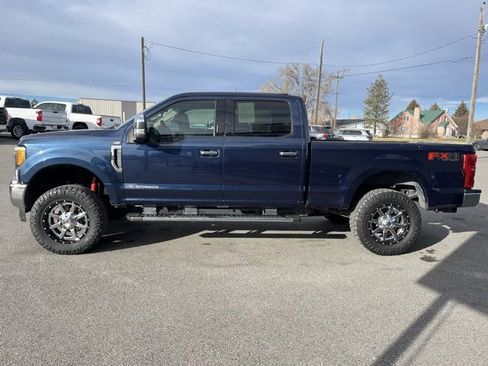 Used 2017 Ford F250 Lariat w/ Chrome Package image 11