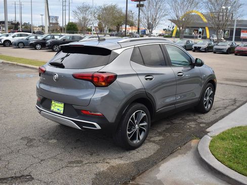 Used 2020 Buick Encore GX Select image 10