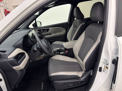 Used 2026 Subaru Forester Limited AWD/4WD image 13