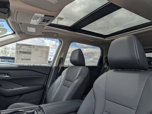 New 2026 Nissan Rogue SV AWD/4WD image 6