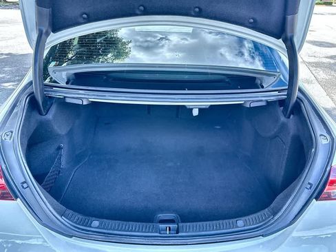 Used 2022 Mercedes-Benz E 350 Sedan image 25