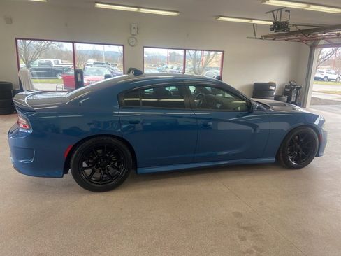 Certified 2022 Dodge Charger R/T image 25