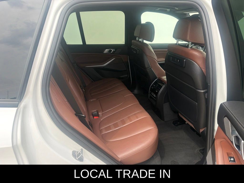Used 2021 BMW X5 xDrive45e w/ M Sport Package AWD/4WD image 12