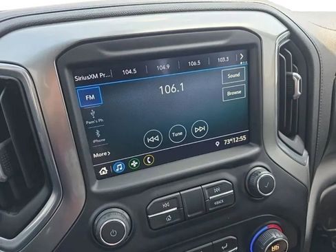 Used 2021 Chevrolet Silverado 1500 LT image 23