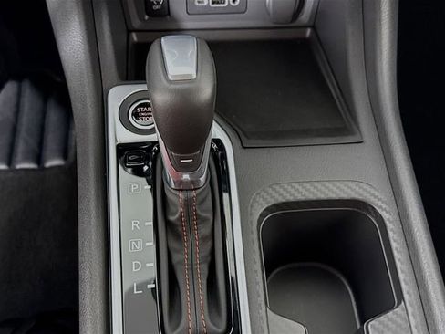 Certified 2025 Nissan Sentra SR w/ Midnight Edition image 19