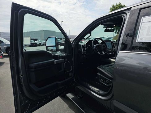 Used 2022 Ford F350 Platinum AWD/4WD image 19