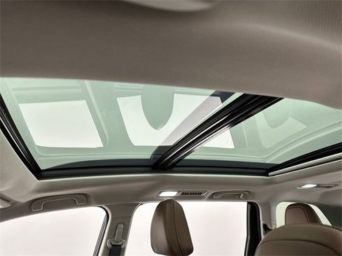 Used 2023 Subaru Ascent Touring image 22