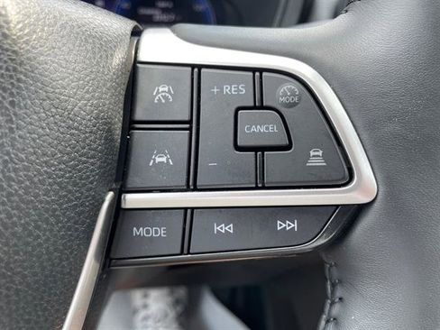 Used 2024 Toyota Grand Highlander Limited image 21
