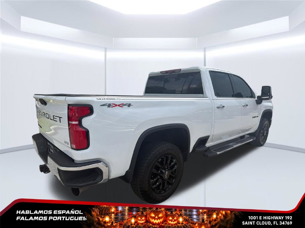 Used 2025 Chevrolet Silverado 2500 LTZ w/ LTZ Premium Package AWD/4WD image 5