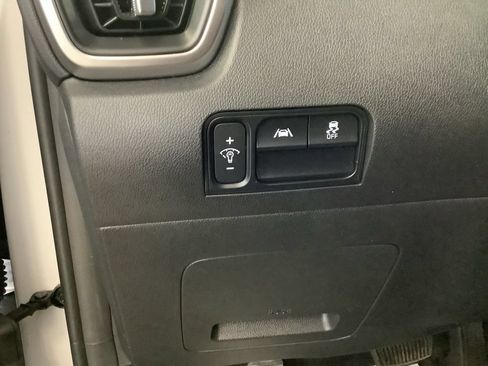 Certified 2021 Kia Sorento S AWD/4WD image 12