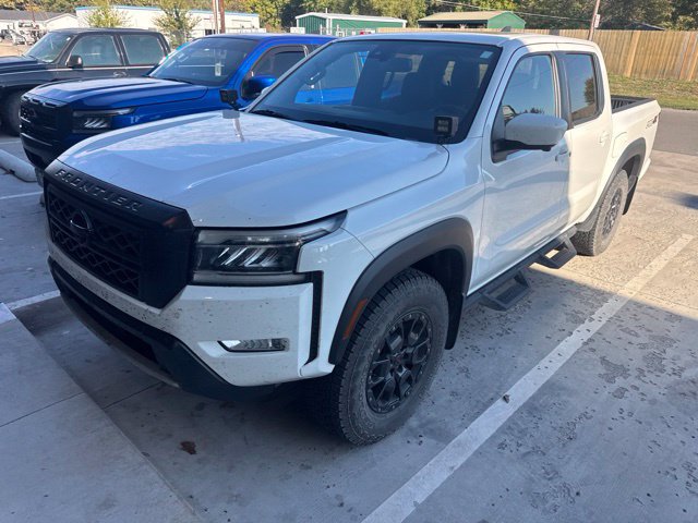 Used 2022 Nissan Frontier PRO-4X w/ Pro-4X Premium Package AWD/4WD image 2