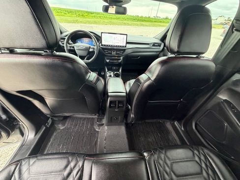 Used 2023 Ford Escape ST-Line Elite w/ Premium Technology Package AWD/4WD image 25