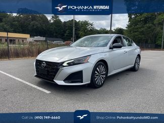 Used 2024 Nissan Altima 2.5 SV image 1