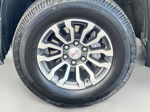 Used 2019 GMC Sierra 1500 AT4 w/ AT4 Premium Package image 33