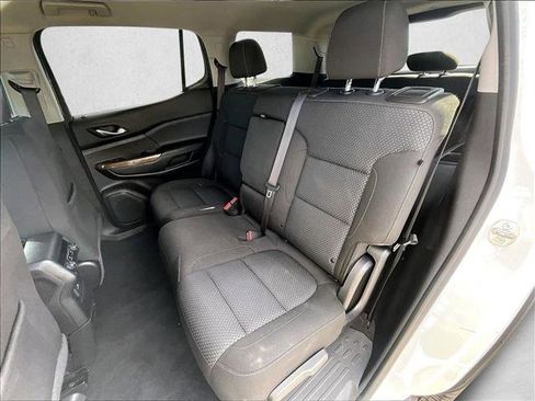 Used 2021 GMC Acadia SLE w/ Driver Convenience Package image 25