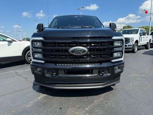 Used 2024 Ford F250 XLT w/ Black Appearance Package AWD/4WD image 22