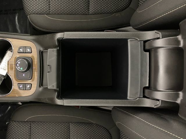 Certified 2023 GMC Acadia SLE AWD/4WD image 28