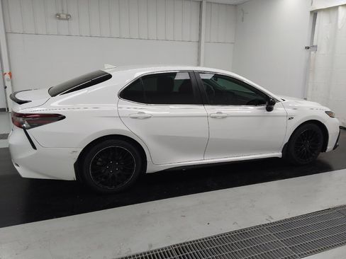 Used 2023 Toyota Camry SE FWD image 10