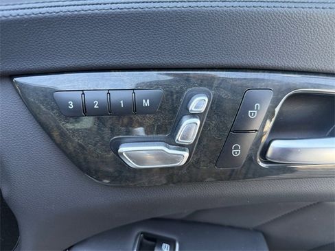 Used 2016 Mercedes-Benz CLS 400 4MATIC image 25