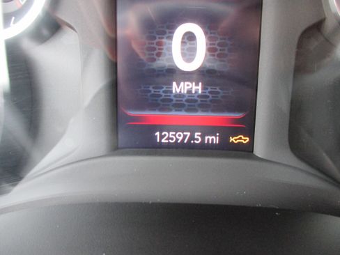 Used 2024 RAM 2500 Tradesman w/ Chrome Appearance Group image 21