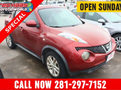 Used 2013 Nissan Juke SL FWD image 1