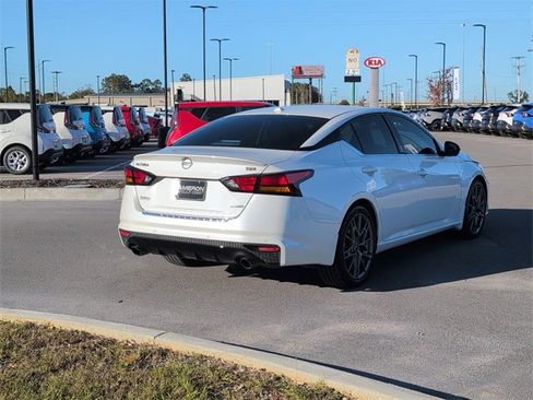 Used 2023 Nissan Altima 2.0 SR image 5